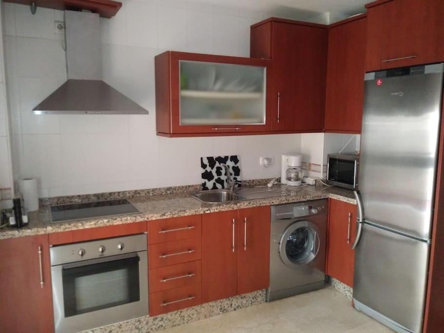 Precioso Apartamento A 50 Metros De La Playa 린콘데라빅토리아 외부 사진